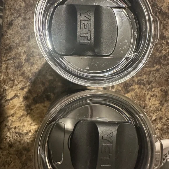 2 YETI Blue Tumblers Both Never used - Picture 3 of 3